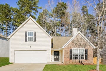 5113 Chasteal Trail Raleigh, NC 27610
